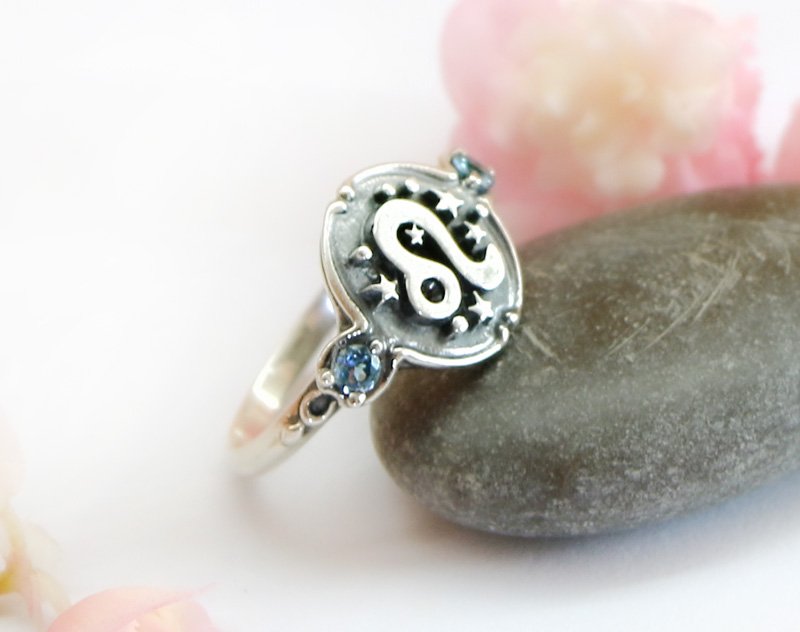 Zodiac signs ring set